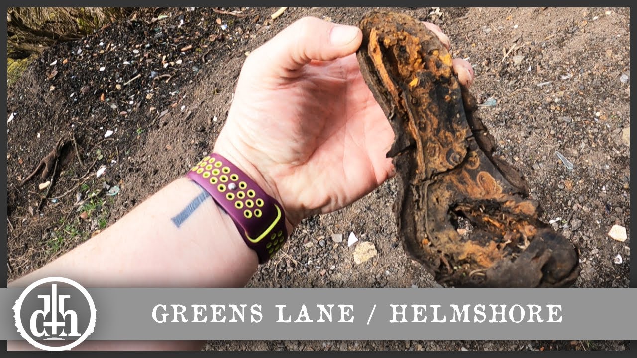 A Walk Along Greens Lane & Unexpected Finds! | Helmshore